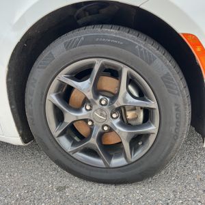 2020 Chrysler PACIFICA TOURING — миниатюра 20