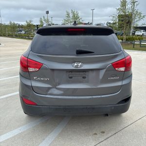 HYUNDAI TUCSON - 7