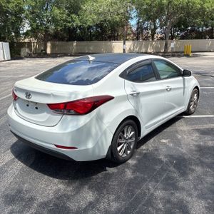 HYUNDAI ELANTRA - 8