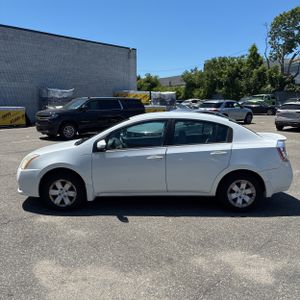 NISSAN SENTRA 2.0 - 3