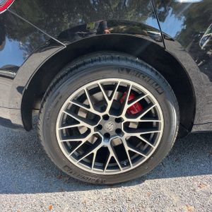 2017 Porsche MACAN TURBO 照片 19
