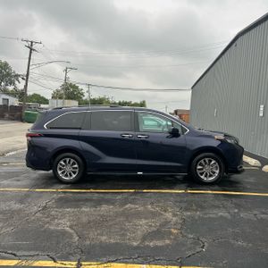 2024 Toyota SIENNA XLE 8-PASSENGER 照片 10