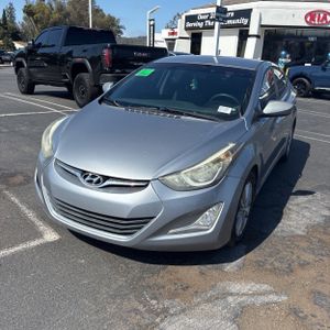HYUNDAI ELANTRA SE - 1