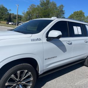 CHEVROLET SUBURBAN HIGH COUNTRY - 2