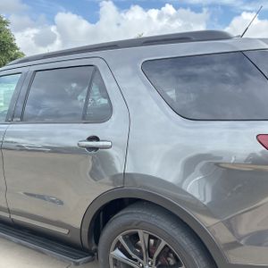FORD EXPLORER XLT - 6