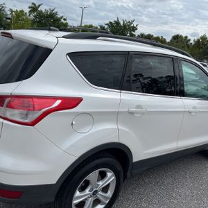 FORD ESCAPE SE - 9
