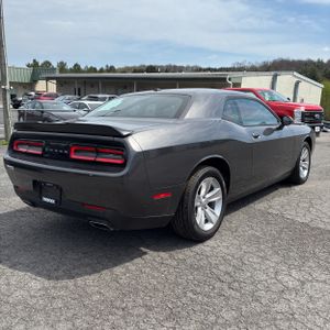 DODGE CHALLENGER SXT - 8