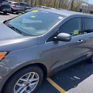 FORD EDGE SEL - 2