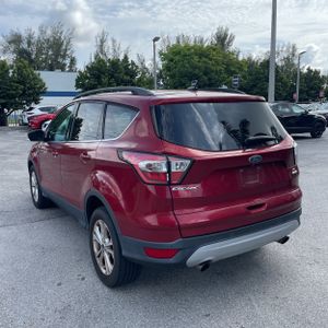 2017 FORD ESCAPE SE — фото 5
