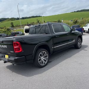 2025 RAM 1500 TUNGSTEN — фото 8