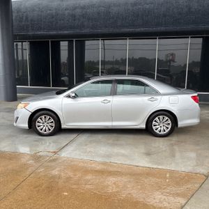 TOYOTA CAMRY - 3