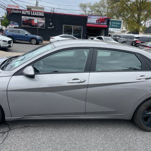 HYUNDAI ELANTRA SEL - 4