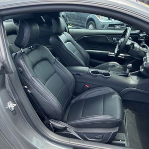 2025 FORD MUSTANG ECOBOOST PREMIUM — миниатюра 32