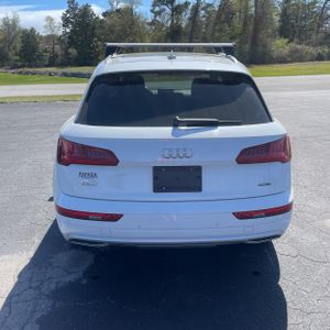 AUDI Q5 PREMIUM PLUS - 7