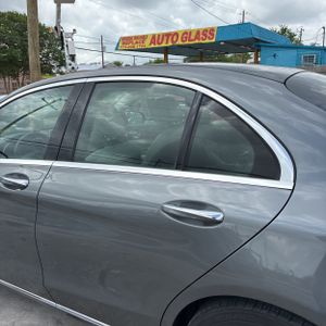 MERCEDES-BENZ C-CLASS - 6