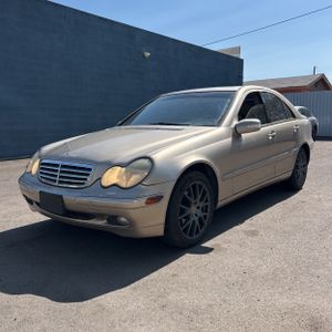 2002 Mercedes-BENZ C-CLASS photo 1