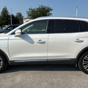 2017 Lincoln MKX RESERVE — фото 4