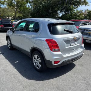 CHEVROLET TRAX LS - 4