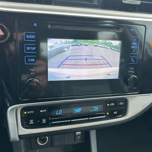 2017 Toyota COROLLA LE thumbnail 38