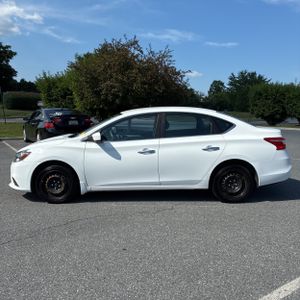 2019 Nissan SENTRA S 照片 3