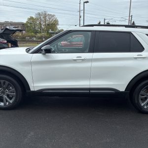 FORD EXPLORER XLT - 4