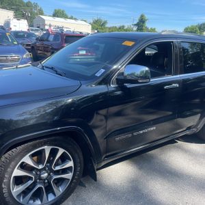 صورة 2 لـ 2018 JEEP GRAND CHEROKEE OVERLAND