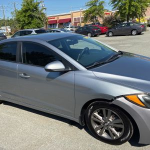 2017 Hyundai ELANTRA SE 缩略图 13