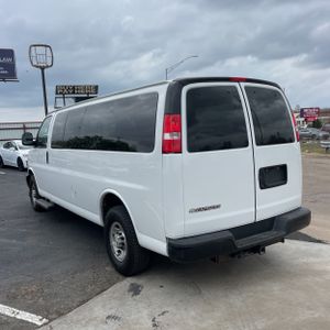 CHEVROLET EXPRESS LS 3500 - 5