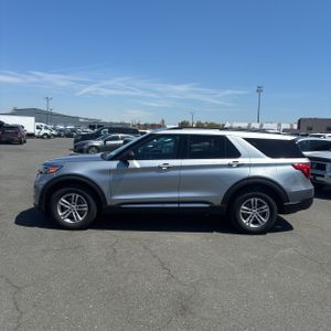 FORD EXPLORER XLT - 3