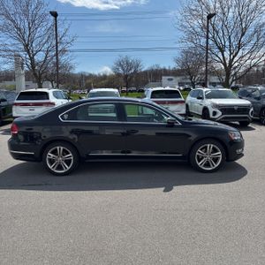 VOLKSWAGEN PASSAT TDI SEL PREMIUM - 10