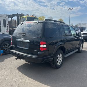 FORD EXPLORER XLT - 7