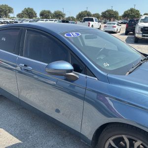 صورة مصغرة 12 لـ 2018 FORD FUSION SE