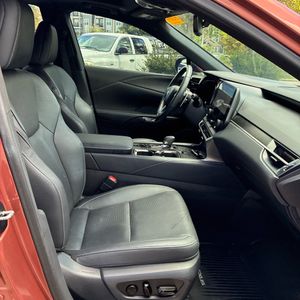 صورة 33 لـ 2023 Lexus RX 350 PREMIUM+