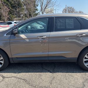 FORD EDGE TITANIUM - 4