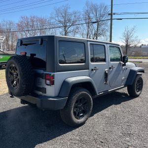 JEEP WRANGLER UNLIMITED WILLYS WHEELER - 8