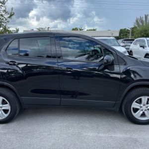 صورة 11 لـ 2022 Chevrolet TRAX LS