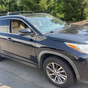 صورة مصغرة 13 لـ 2019 Toyota HIGHLANDER XLE