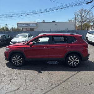 VOLKSWAGEN TAOS SE 4MOTION - 3