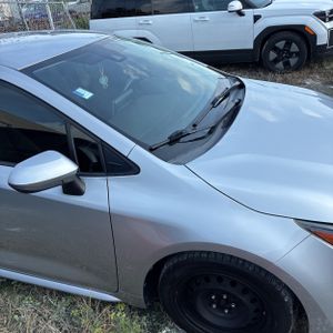 2021 Toyota COROLLA LE — миниатюра 11