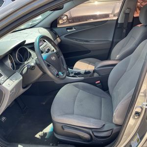 صورة مصغرة 30 لـ 2011 Hyundai SONATA GLS