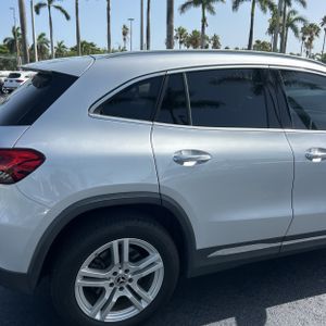 2021 Mercedes-BENZ GLA photo 9