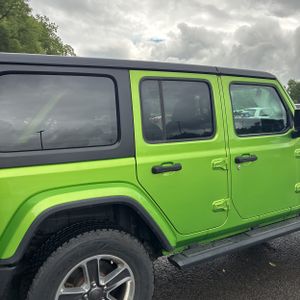 2018 JEEP WRANGLER UNLIMITED SAHARA — фото 9