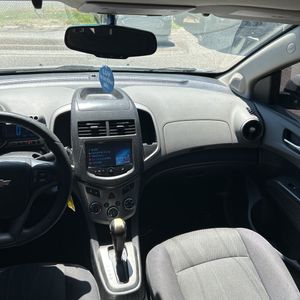 2014 Chevrolet SONIC LT AUTO — миниатюра 36