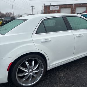 CHRYSLER 300 TOURING - 9
