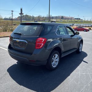 CHEVROLET EQUINOX LS - 8