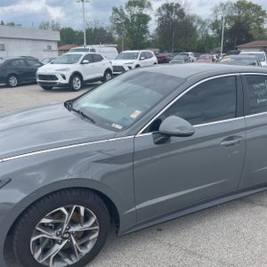 HYUNDAI SONATA SEL - 2