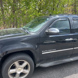 CHEVROLET AVALANCHE LTZ - 2