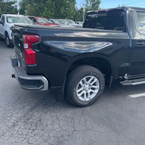 صورة 9 لـ 2024 Chevrolet SILVERADO 1500 LT