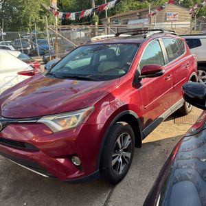 صورة 1 لـ 2018 Toyota RAV4 XLE