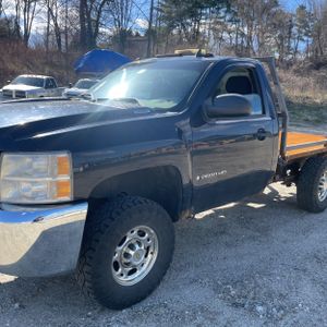 CHEVROLET SILVERADO - 2